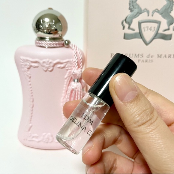 Delina Parfums de Marly (5ml) decant - Picture 3 of 3